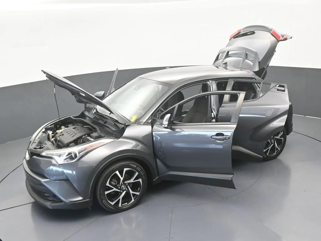 Used 2019 Magnetic Gray Metallic Toyota XLE image 55