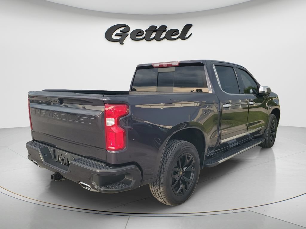 Used 2022 DARK ASH METALLIC Chevrolet High Country image 3