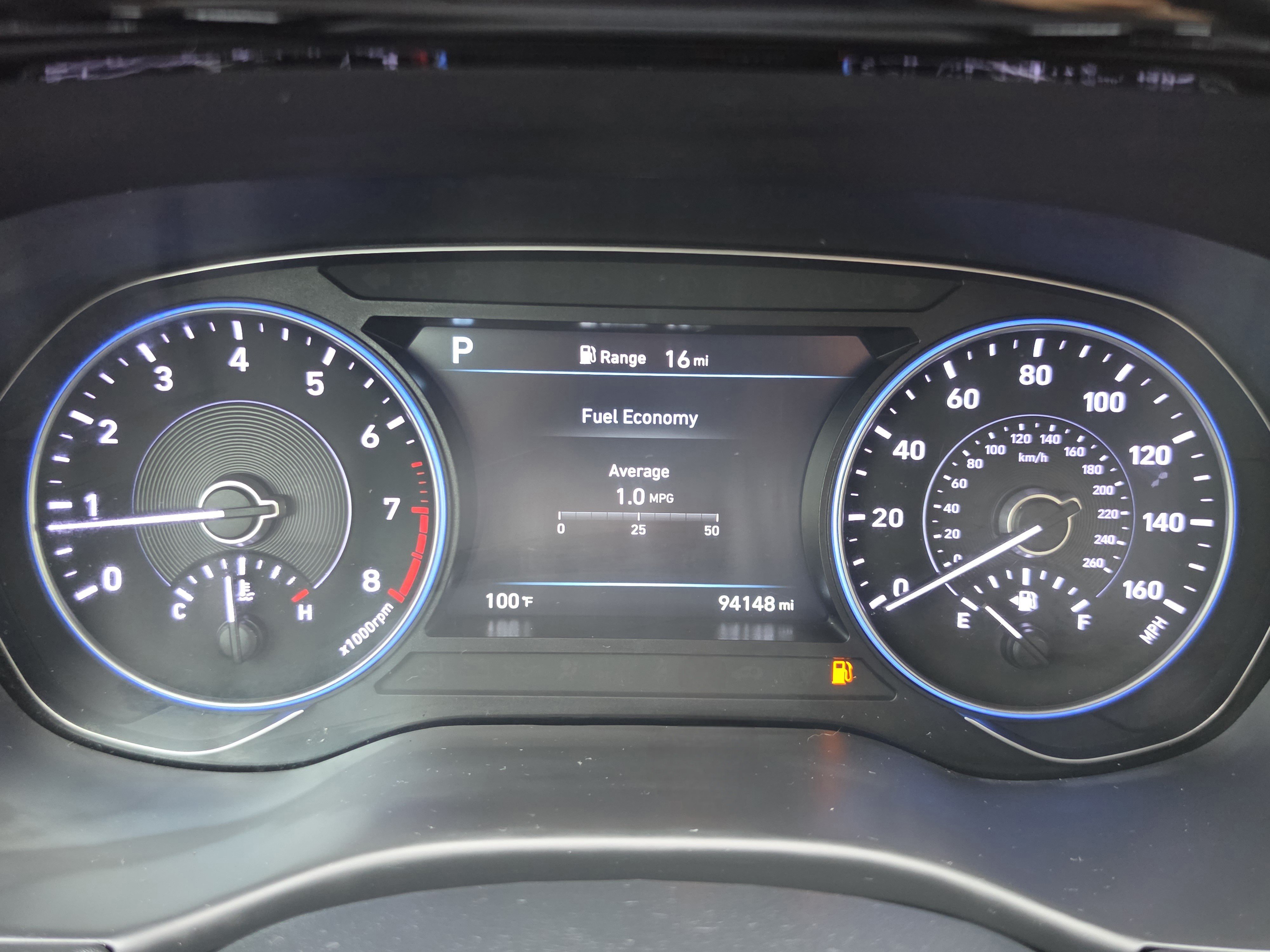 Used 2022 Moonlight Cloud Hyundai SEL image 23