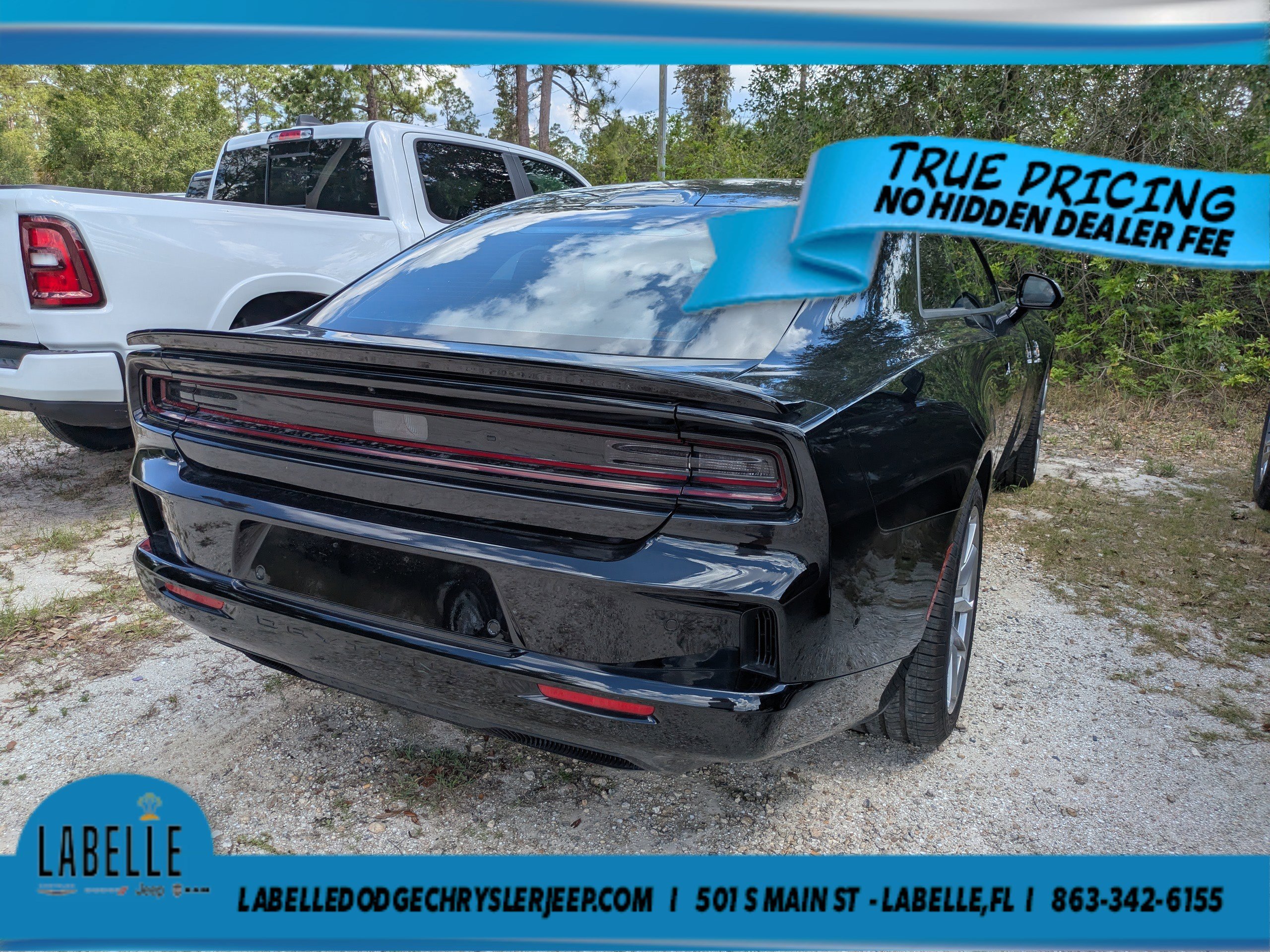 Used 2024 Diamond Black Crystal Pearlcoat Dodge Scat Pack image 3