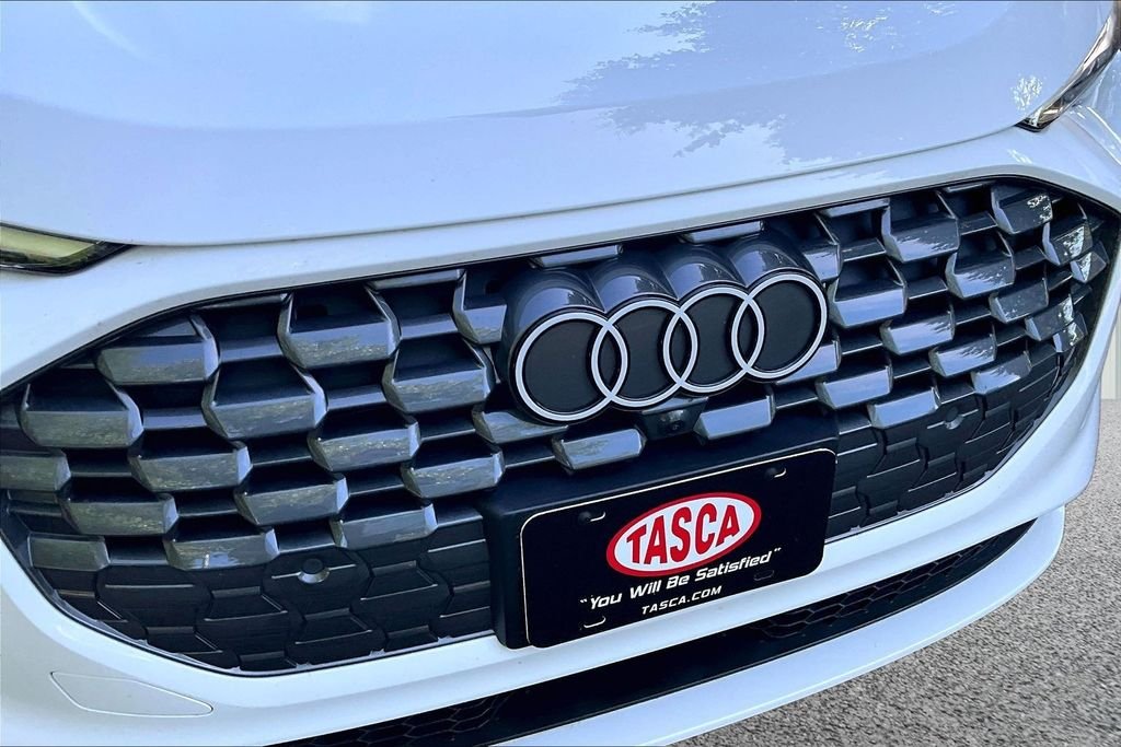 Used 2025 White Audi 2.0T Premium image 33