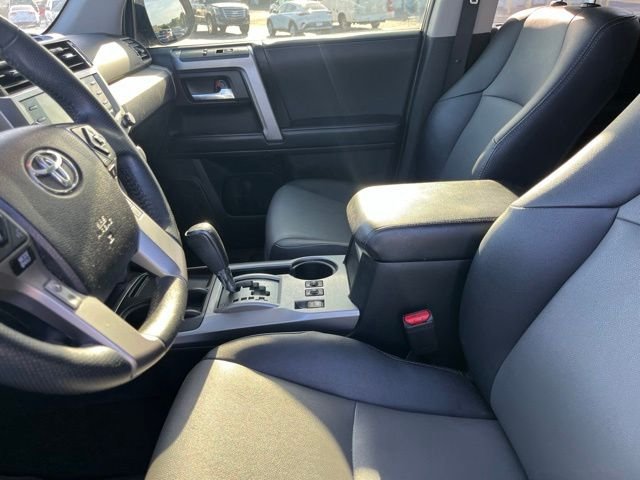 Used 2022 Gray Toyota SR5 Premium image 9