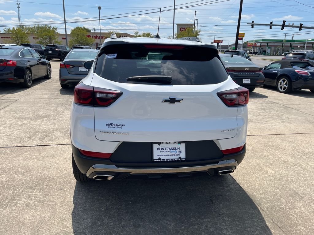 Used 2024 White Chevrolet ACTIV image 4