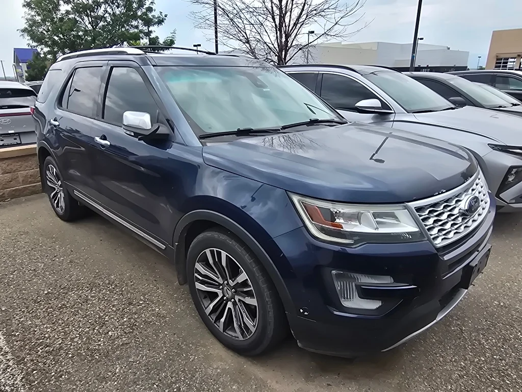 Used 2017 Blue Jeans Metallic Ford Platinum image 19