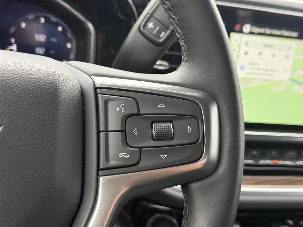 Used 2026  CHEVROLET RST image 15