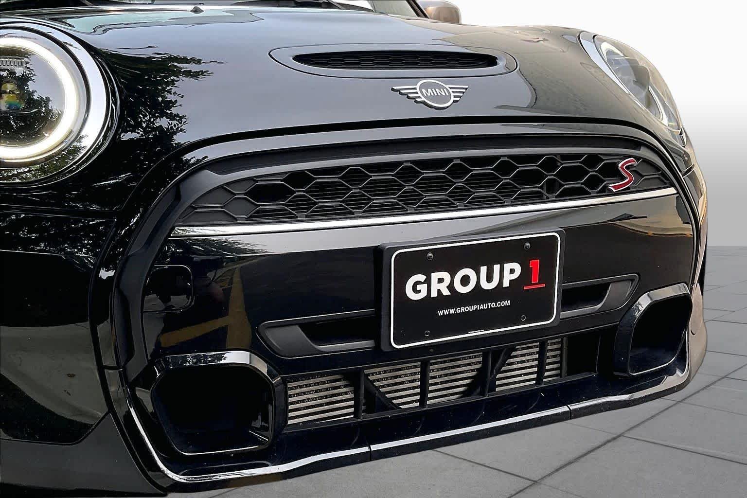 Used 2024 Midnight Black II MINI Cooper S image 28