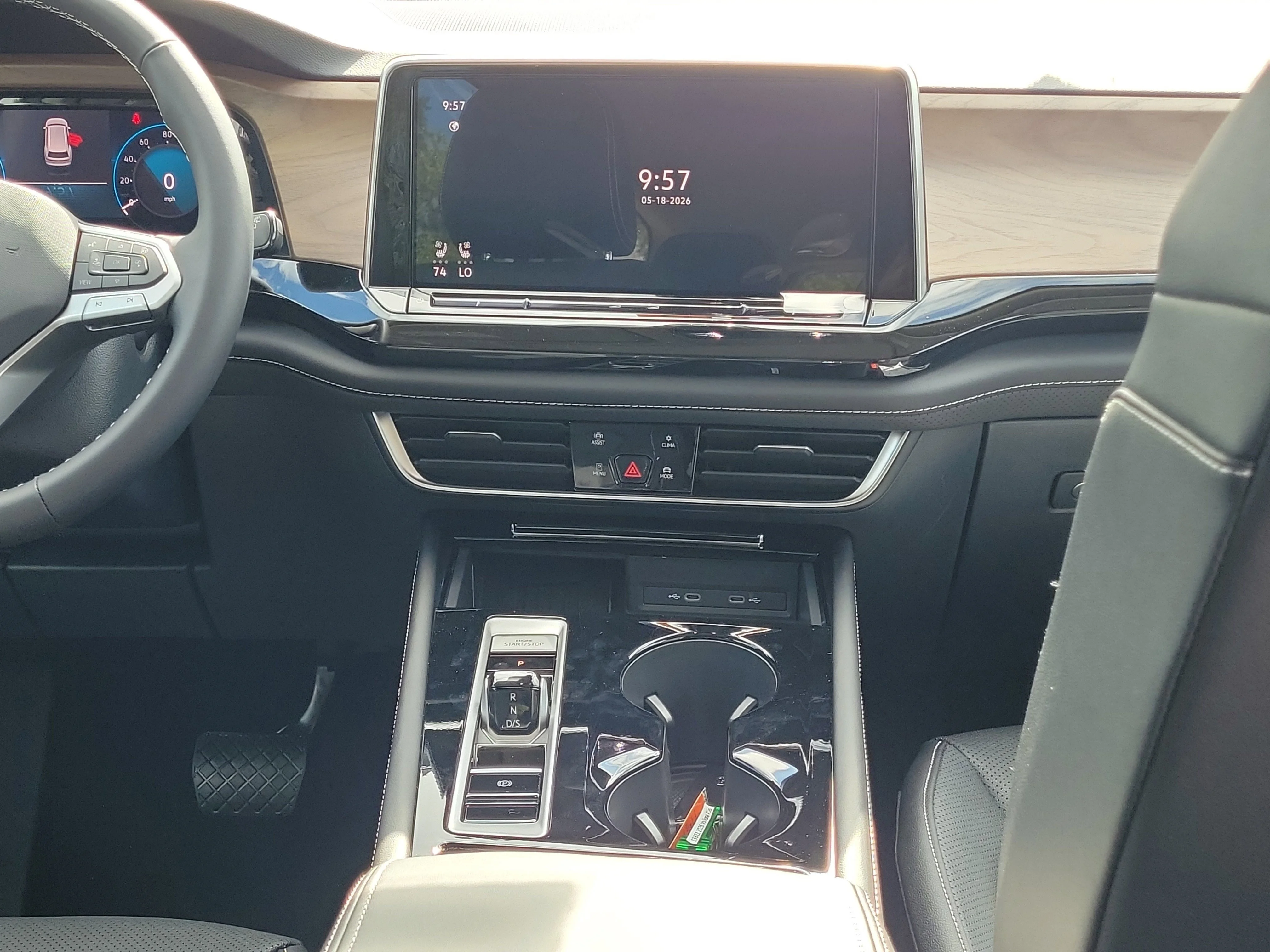 New 2026 White Volkswagen 2.0T SE w/Technology image 5