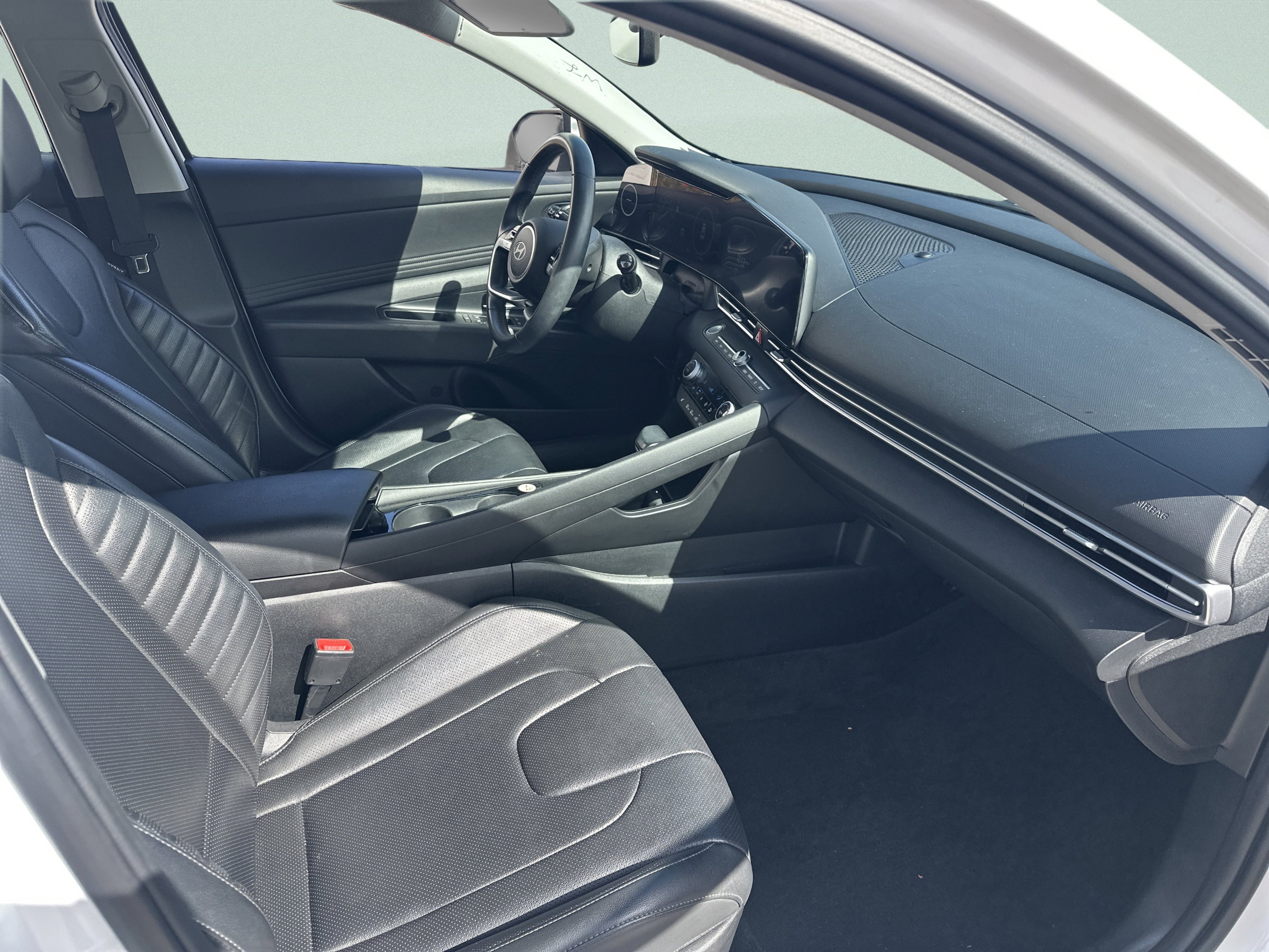 Used 2025 Serenity White Hyundai Limited image 14