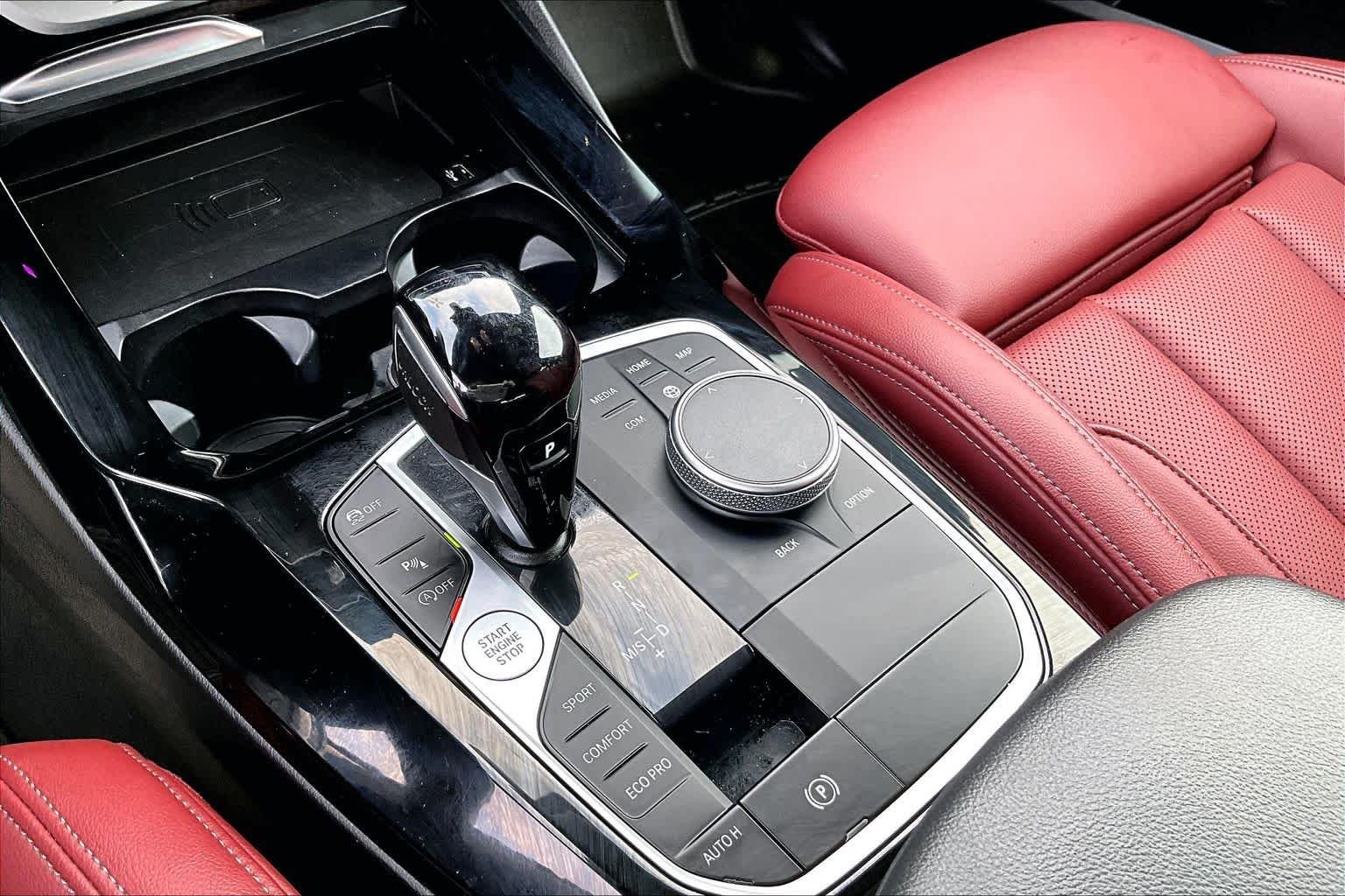 Used 2023 Alpine White BMW sDrive30i image 16