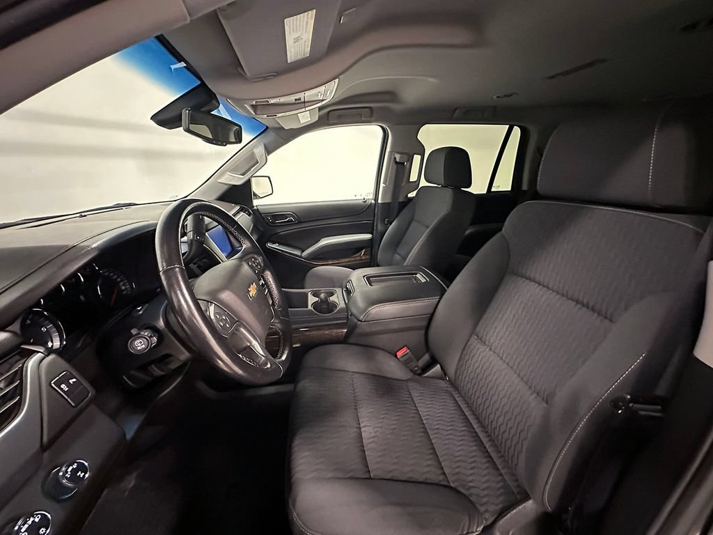 Used 2019 BLACK Chevrolet LS image 3