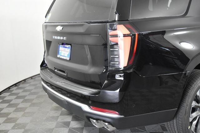 New 2026 Black Chevrolet High Country image 8