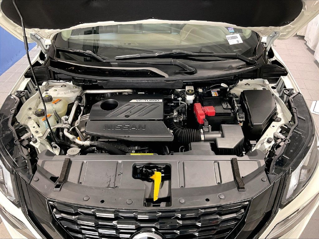 Used 2023 White Nissan SV image 31
