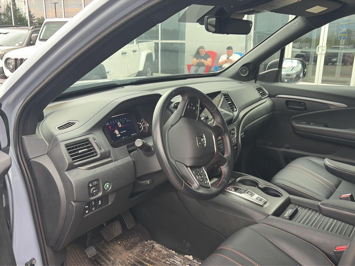 Used 2023 Sonic Gray Pearl Honda TrailSport image 5