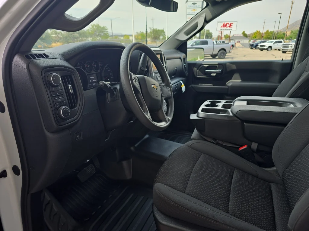 2024 Chevrolet Silverado 3500HD Work Truck - Photo 8