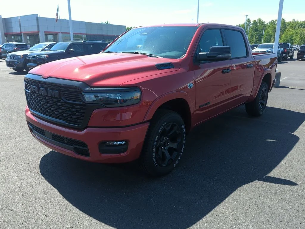 New 2026 Molten Red Pearl-Coat Exterior Paint RAM Big Horn/Lone Star image 4
