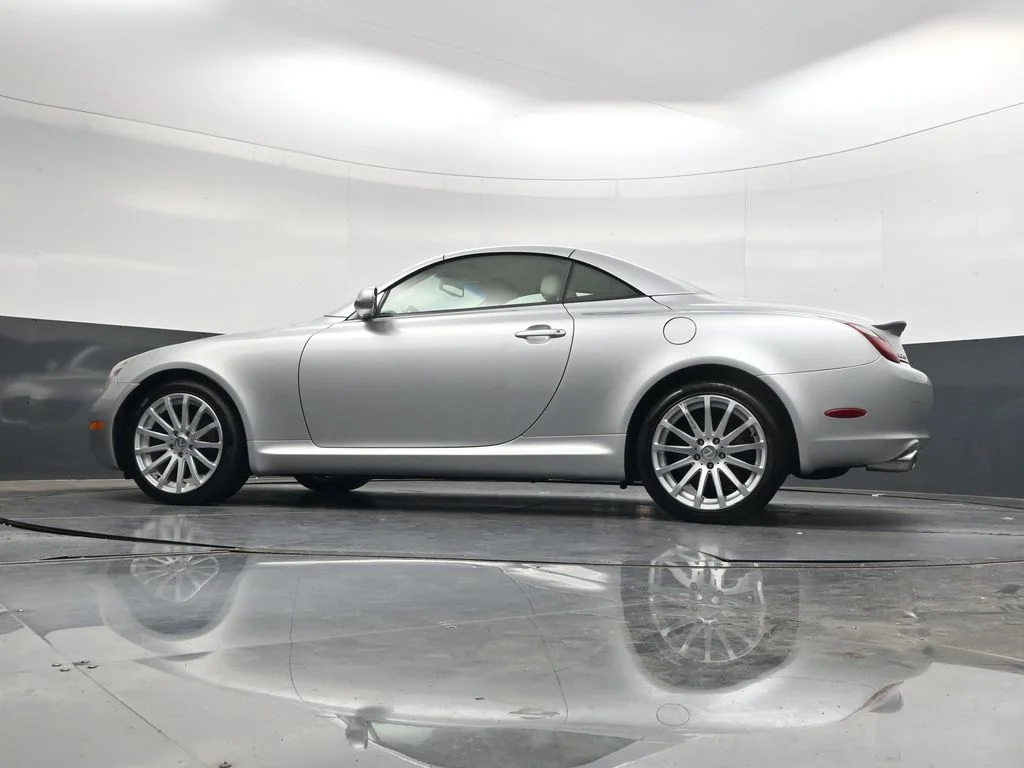 Used 2007 Mercury Metallic Lexus 430 image 34