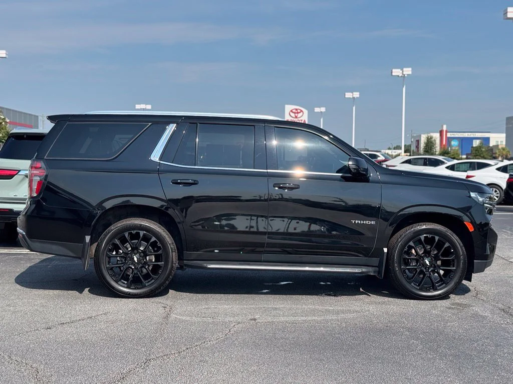 Used 2022 Black Chevrolet LT image 7