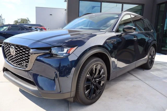 2026 Mazda CX-90 Premium Package - Photo 8