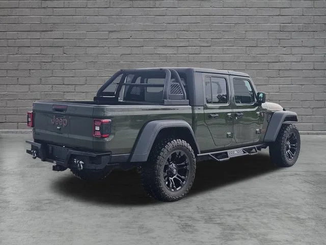 Used 2024 Green Jeep Mojave image 5