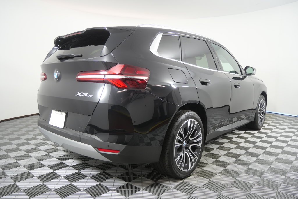 Certified Used 2026 Black Sapphire Metallic BMW 30 xDrive image 4