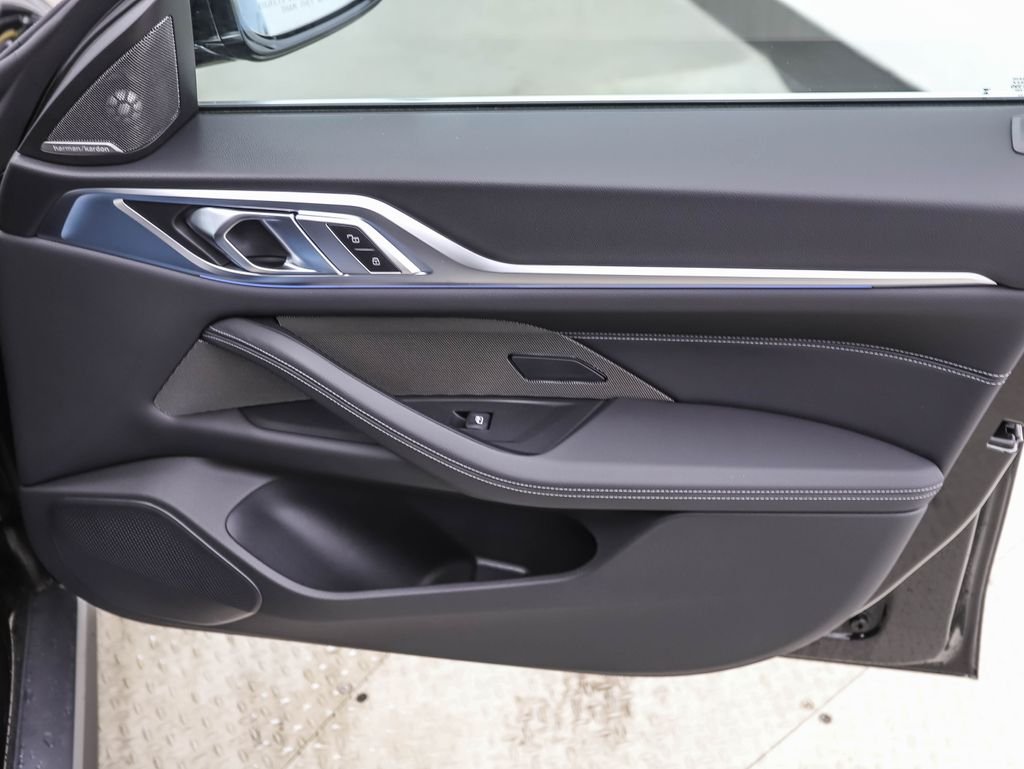 2025 BMW i4 40 - Photo 26