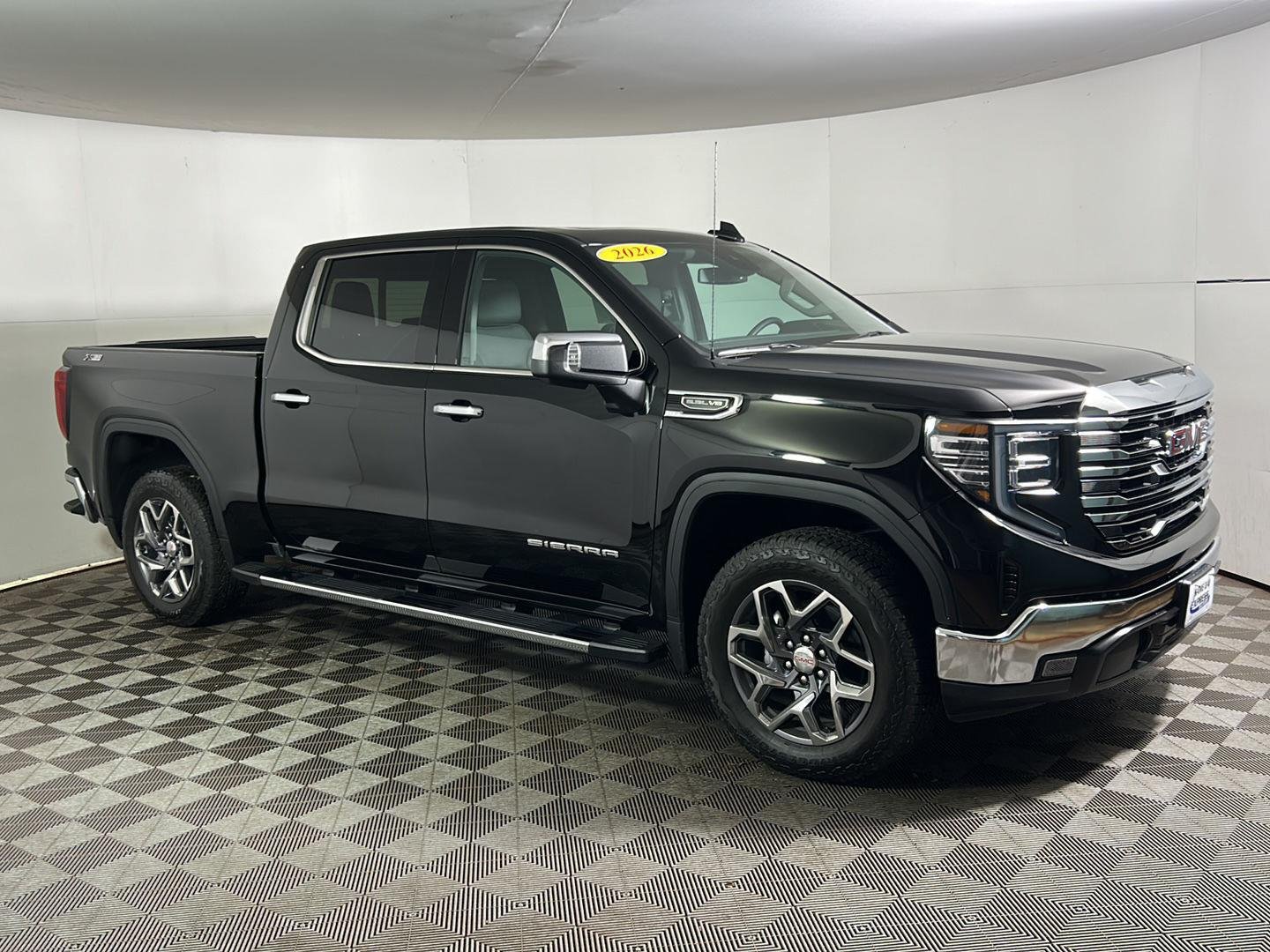 Used 2026 Onyx Black GMC SLT image 5