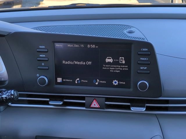 New 2026 White Hyundai SE image 42