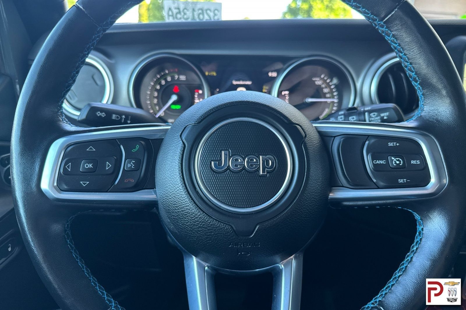 Used 2022 Gray Jeep Unlimited Rubicon image 28