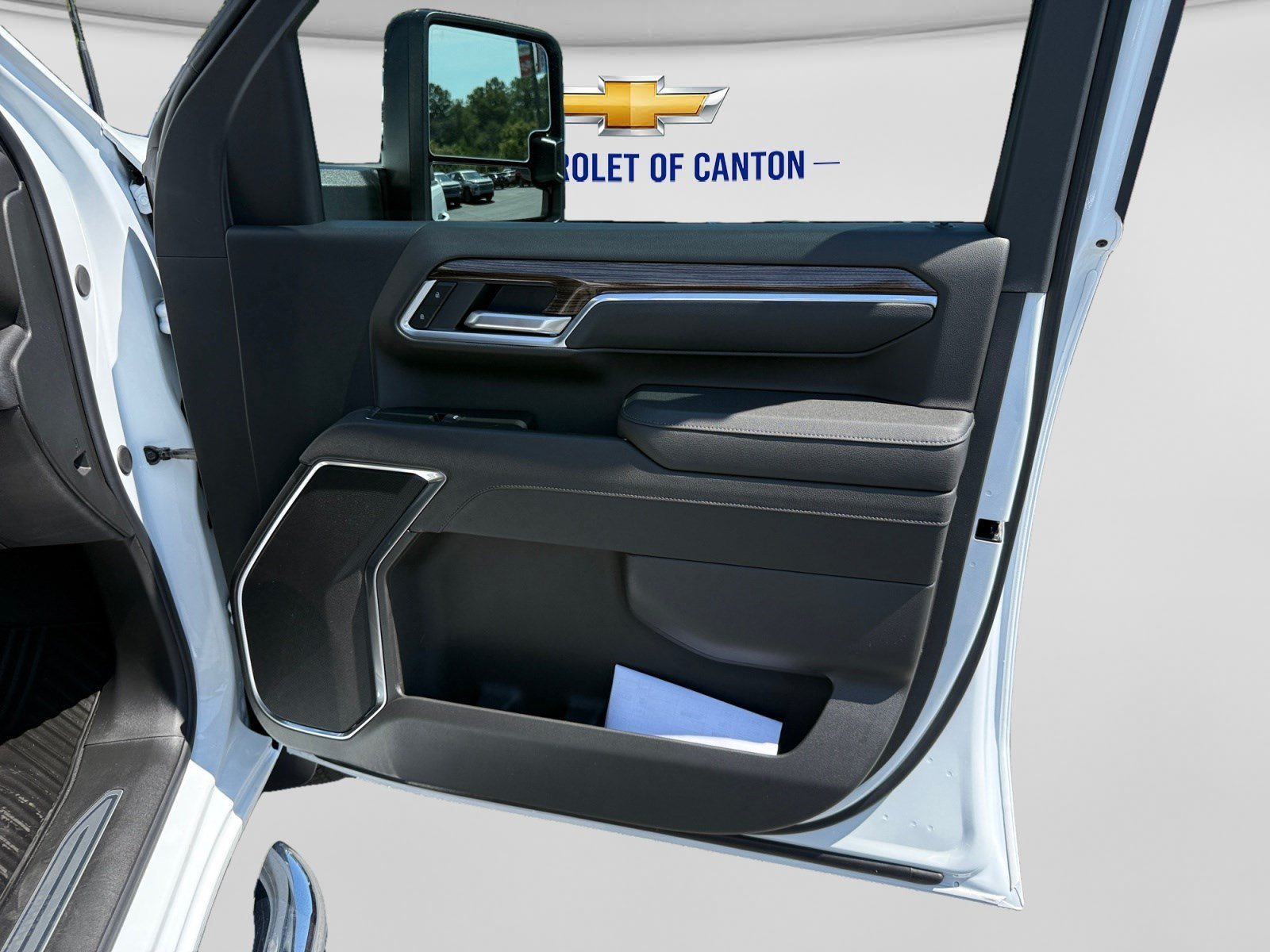 2026 Chevrolet Silverado 3500 HD LT - Photo 14