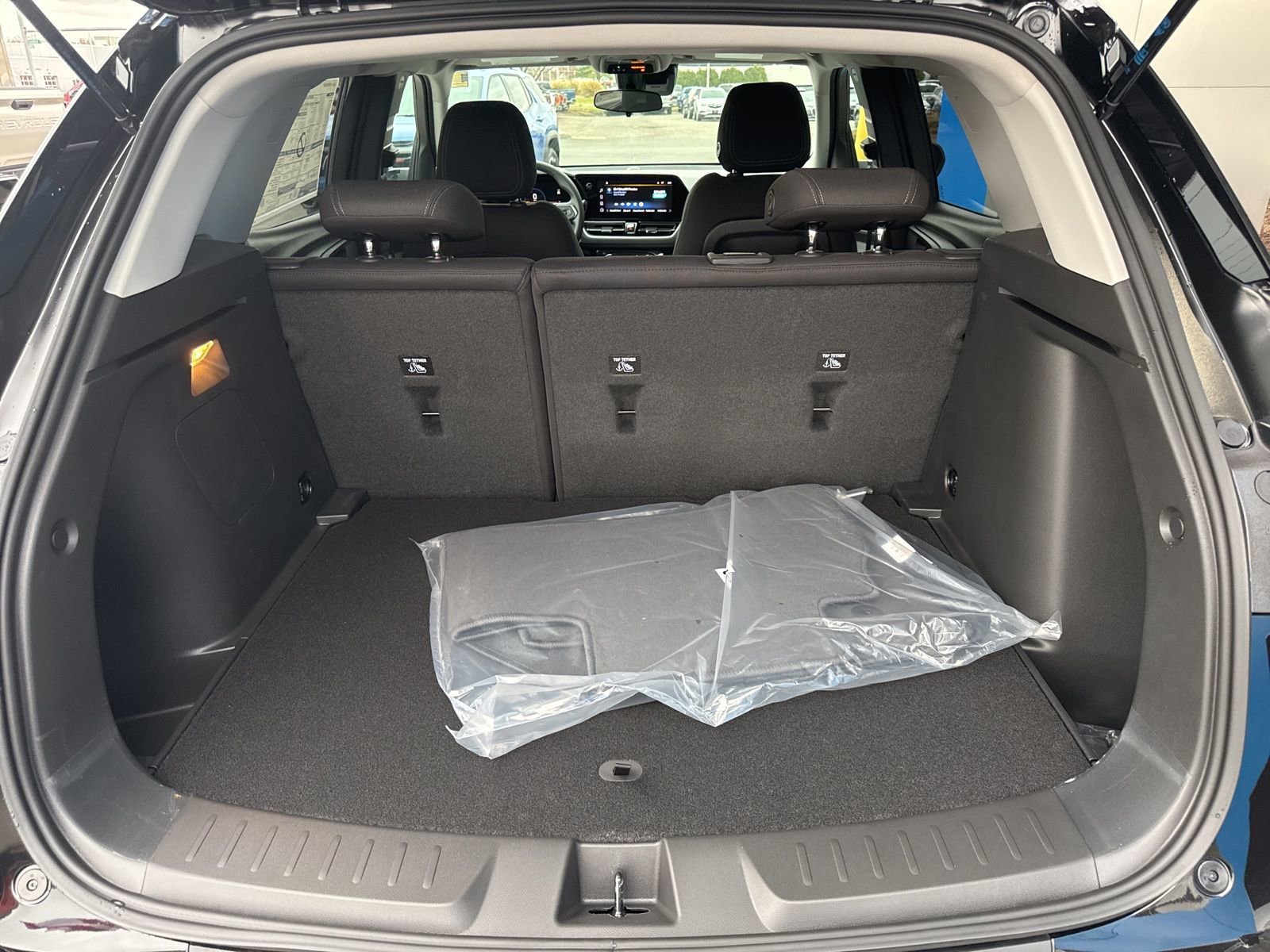 New 2026 Mosaic Black Metallic Chevrolet LT image 11