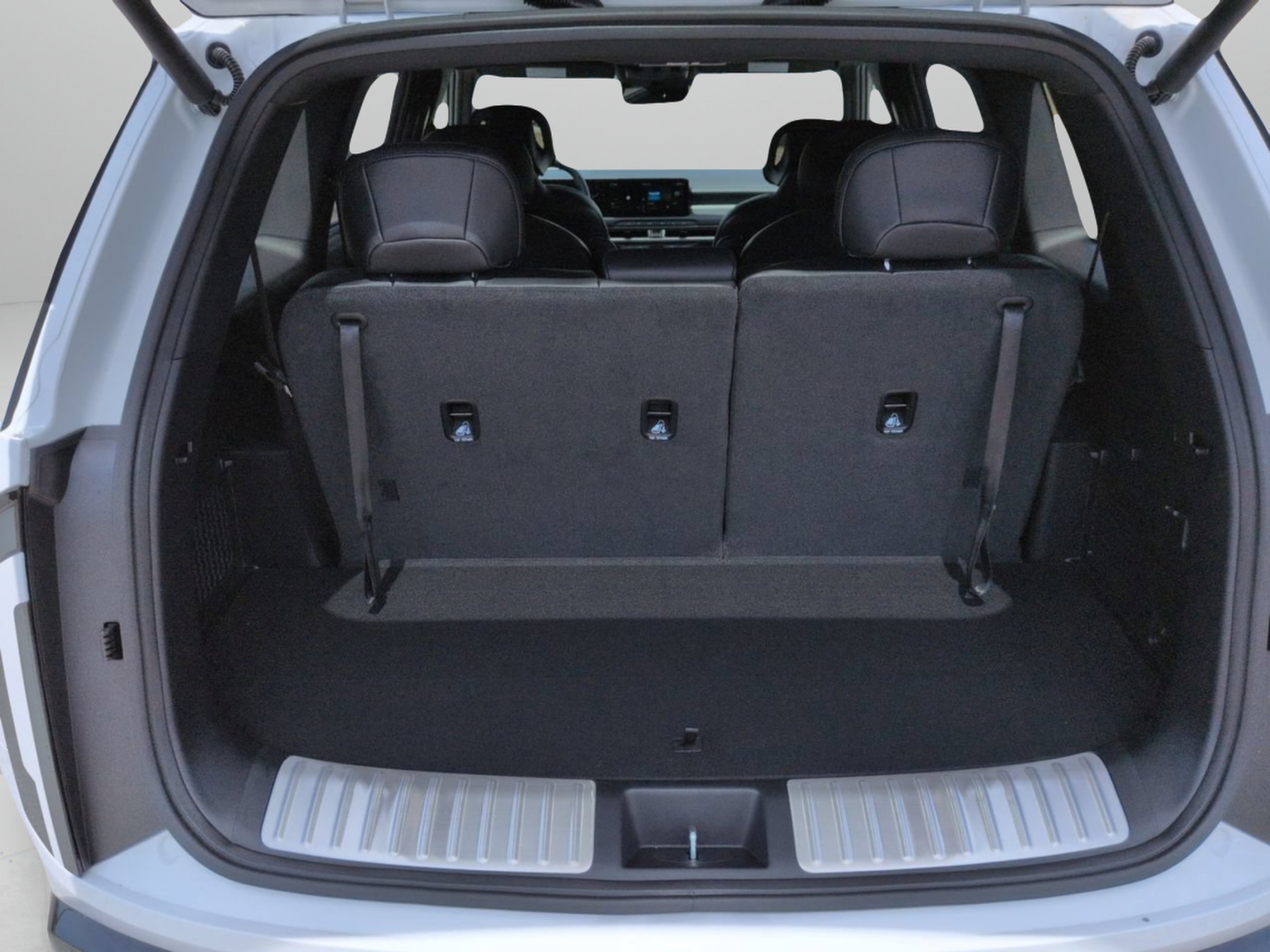 New 2027 Glacial White Pearl Kia SX image 16