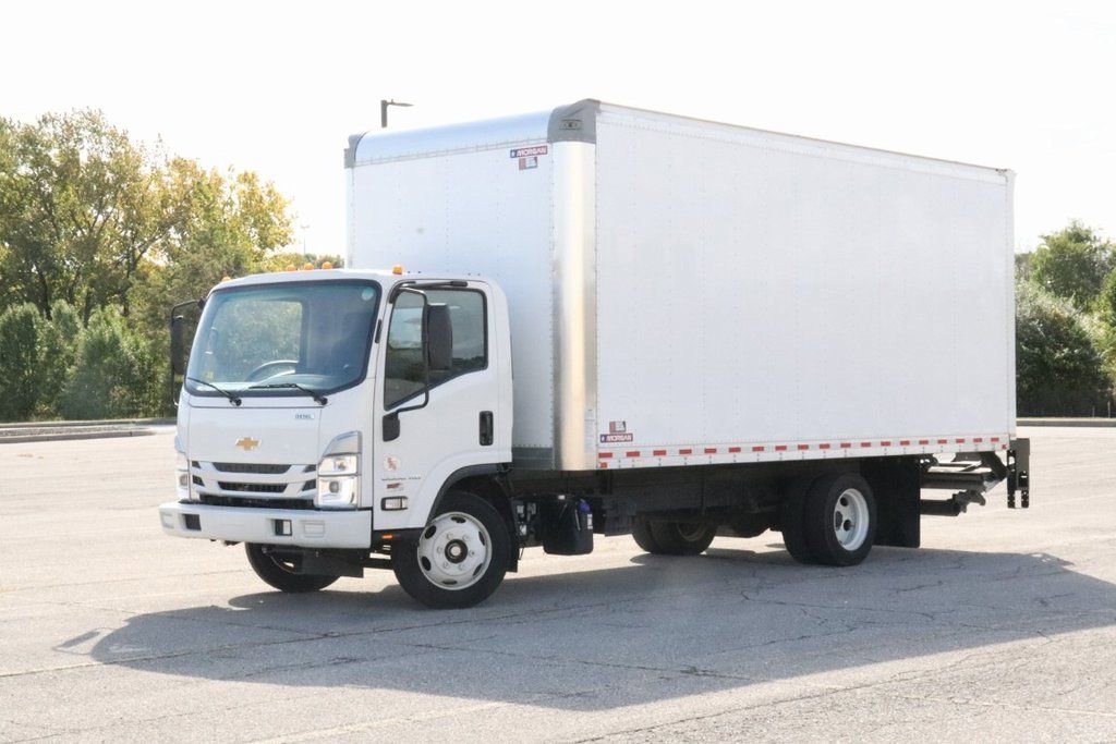 2023 Chevrolet Silverado 5500XD - Photo 7