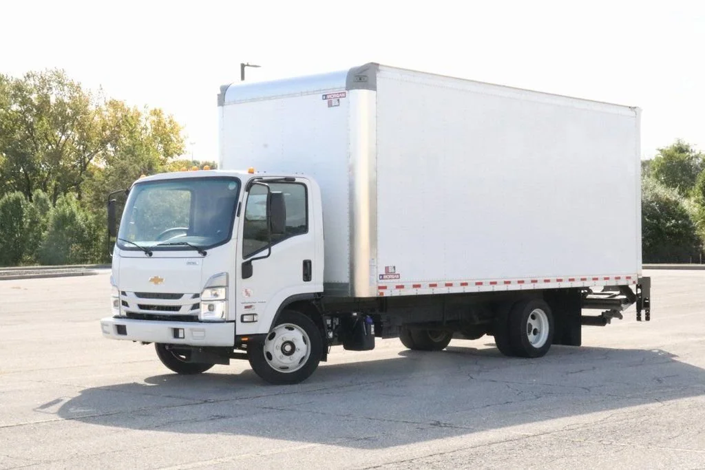 2023 Chevrolet Silverado 5500XD - Photo 7