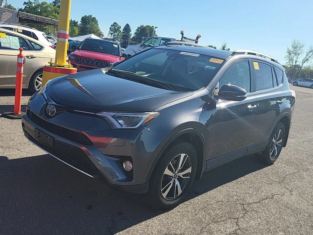 Certified Used 2017 Gray Toyota XLE image 14