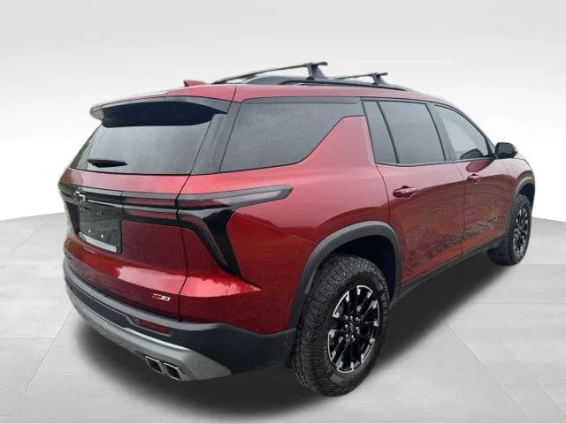 Used 2025 Red Chevrolet Z71 image 9
