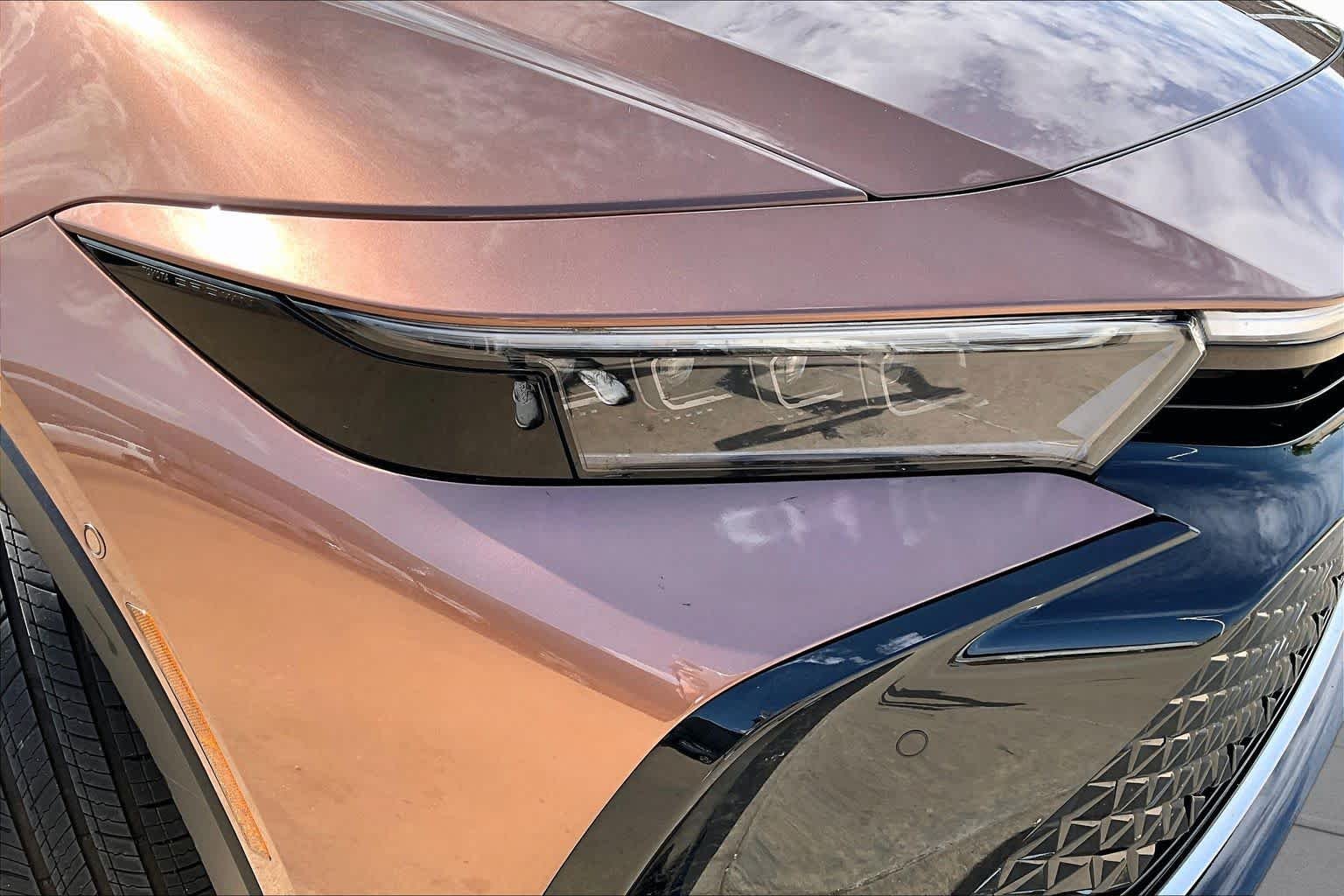 Used 2025 Bronze Age Toyota Platinum image 27