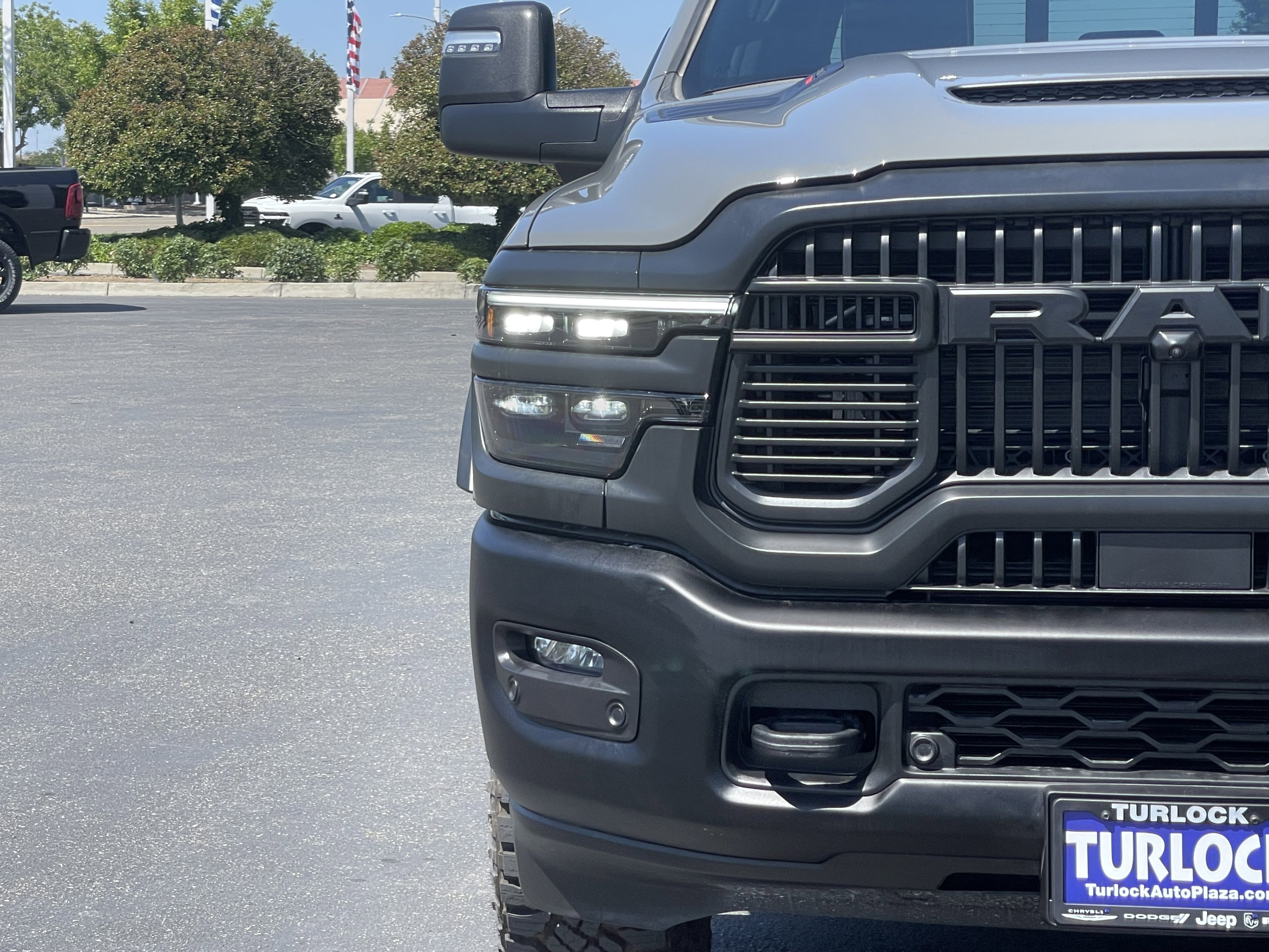 New 2026 Ceramic Gray Clear-Coat Exterior Paint RAM Rebel image 7