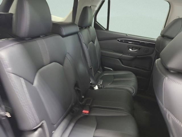 Used 2025 Platinum White Pearl Honda Touring image 20