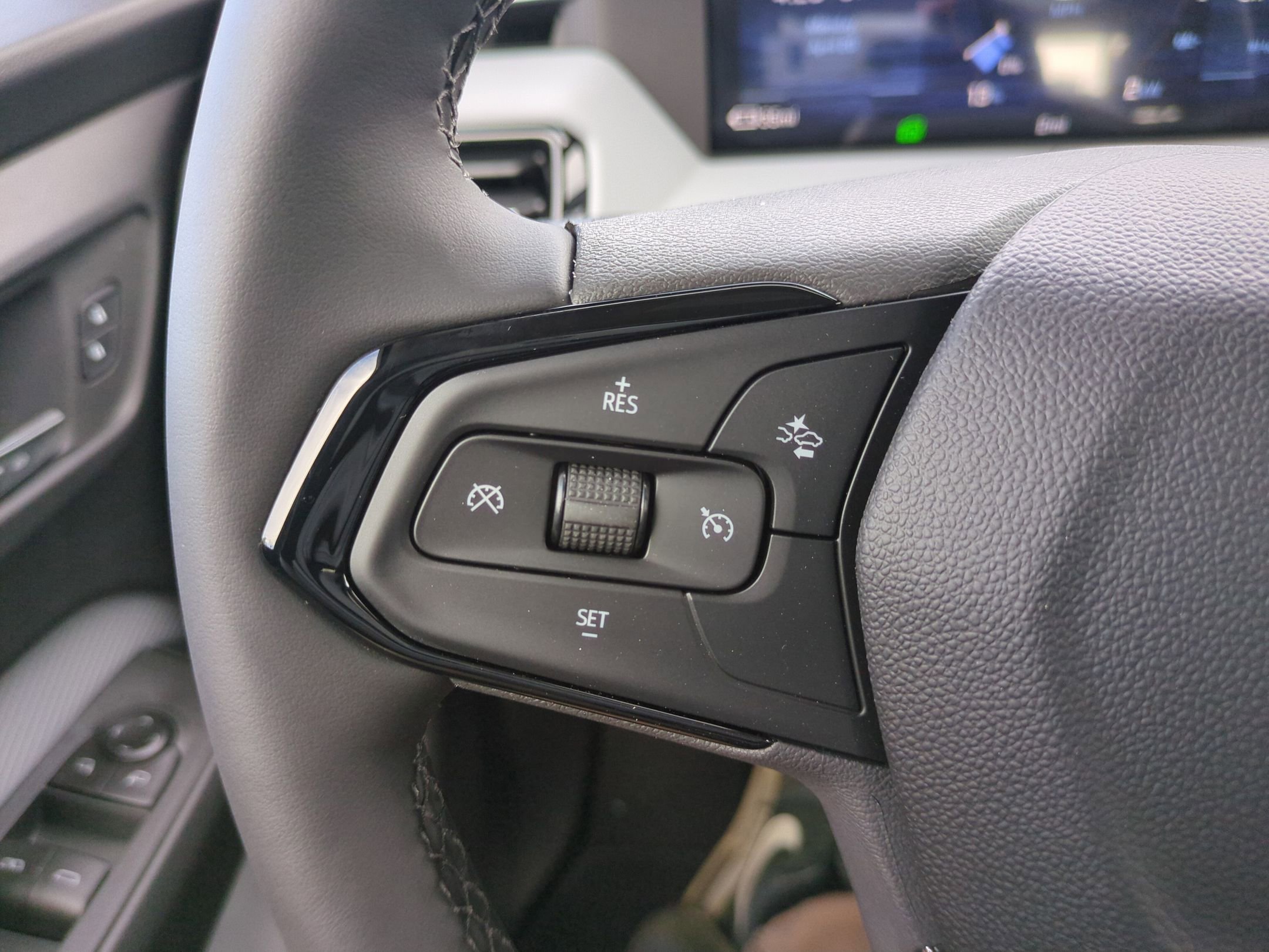 New 2027 Mosaic Black Metallic Chevrolet LT image 21