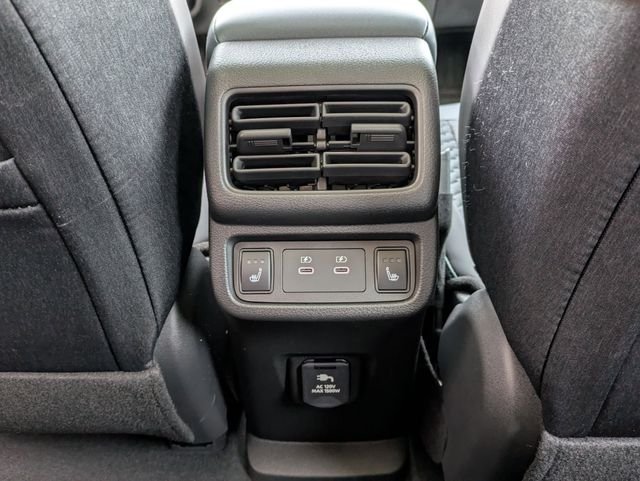 New 2026 Boulder Gray Pearl / Super Black Two-tone Nissan Platinum+ image 27