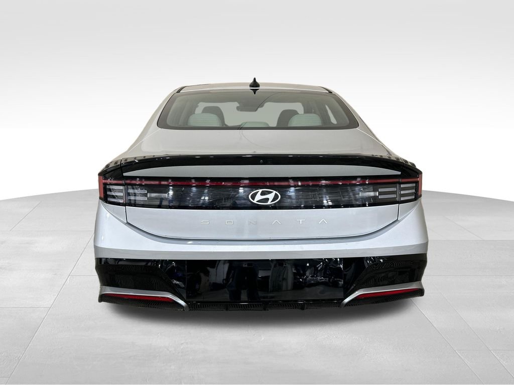 Certified Used 2025 Silver Hyundai SEL image 4