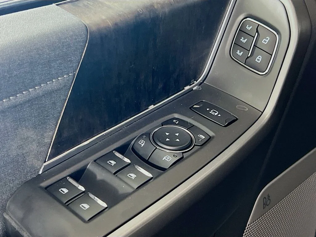 New 2026 Carbonized Gray Metallic Ford Lariat image 12