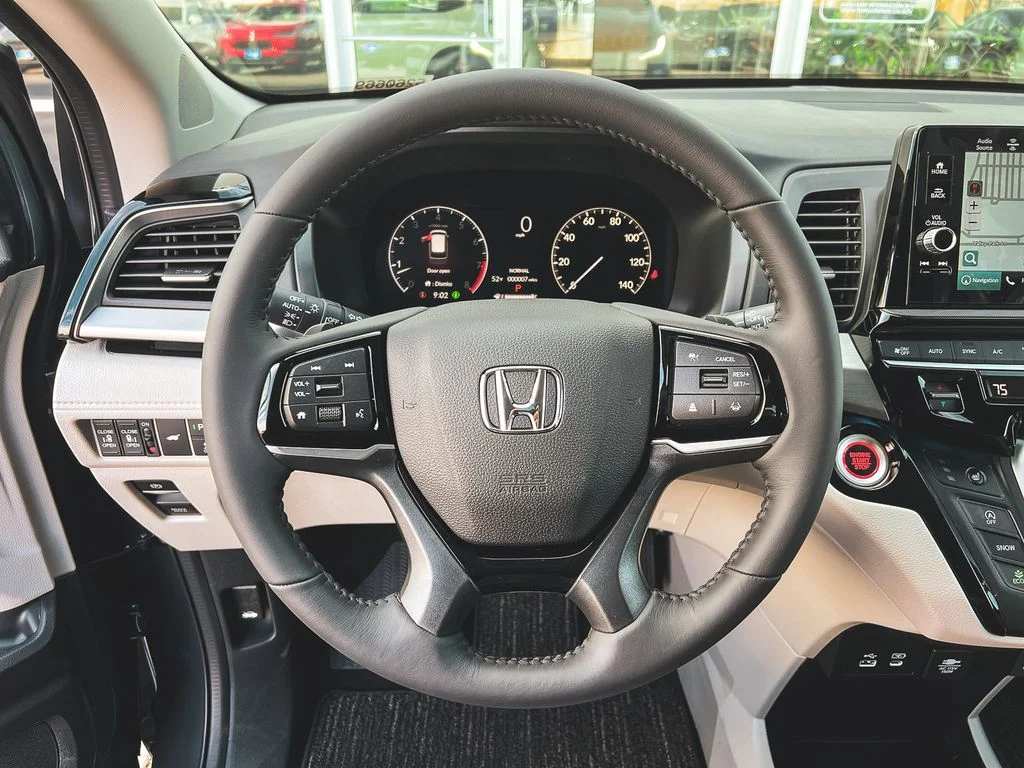 New 2026 Smoke Blue Pearl Honda Touring image 15