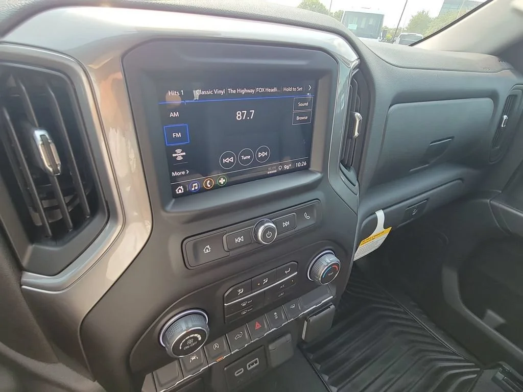 2026 Chevrolet Silverado 1500 Custom - Photo 13
