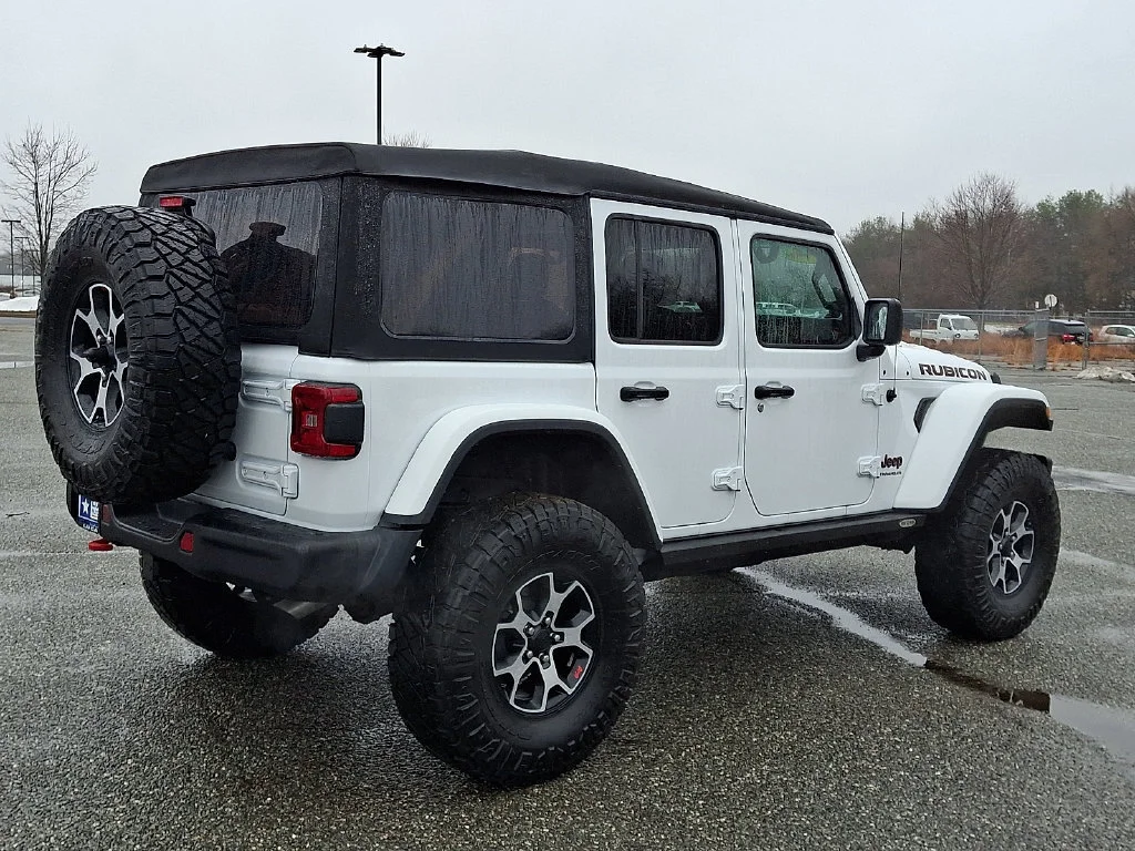Used 2023 Bright White Clearcoat Jeep Rubicon image 12