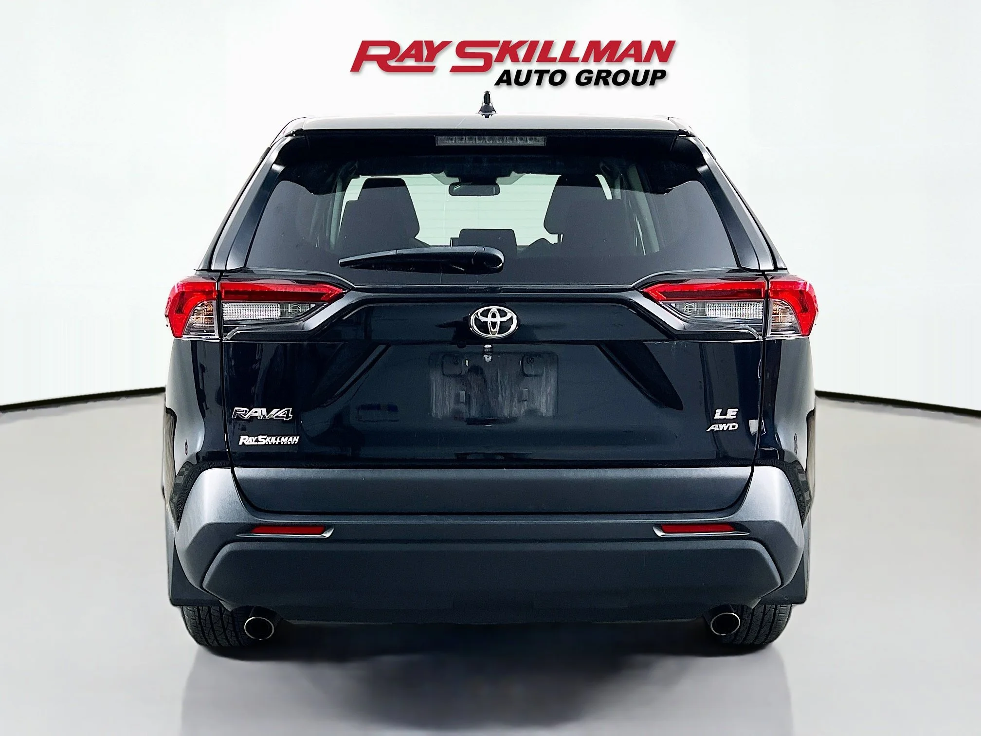 Used 2022 Black Toyota LE image 6