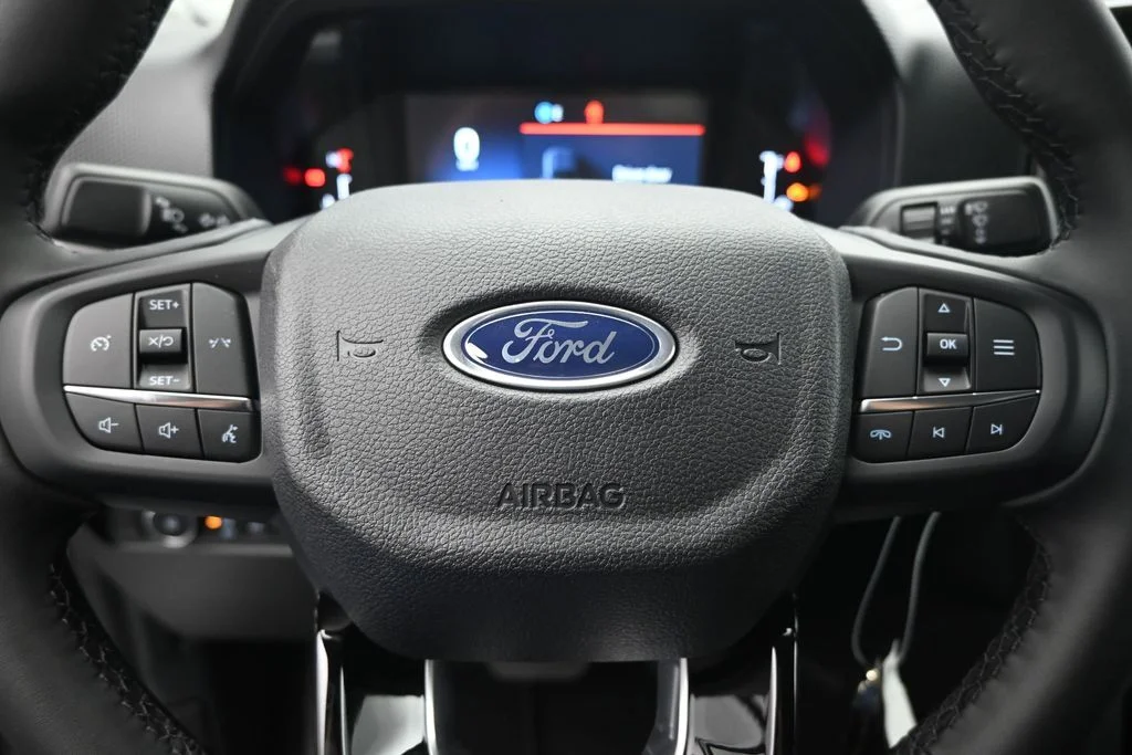 New 2026 Oxford White Ford XLT image 10