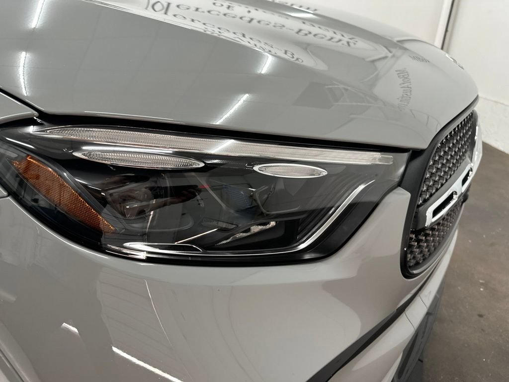New 2026 MANUFAKTUR Alpine Grey Mercedes-Benz GLC 300 image 40
