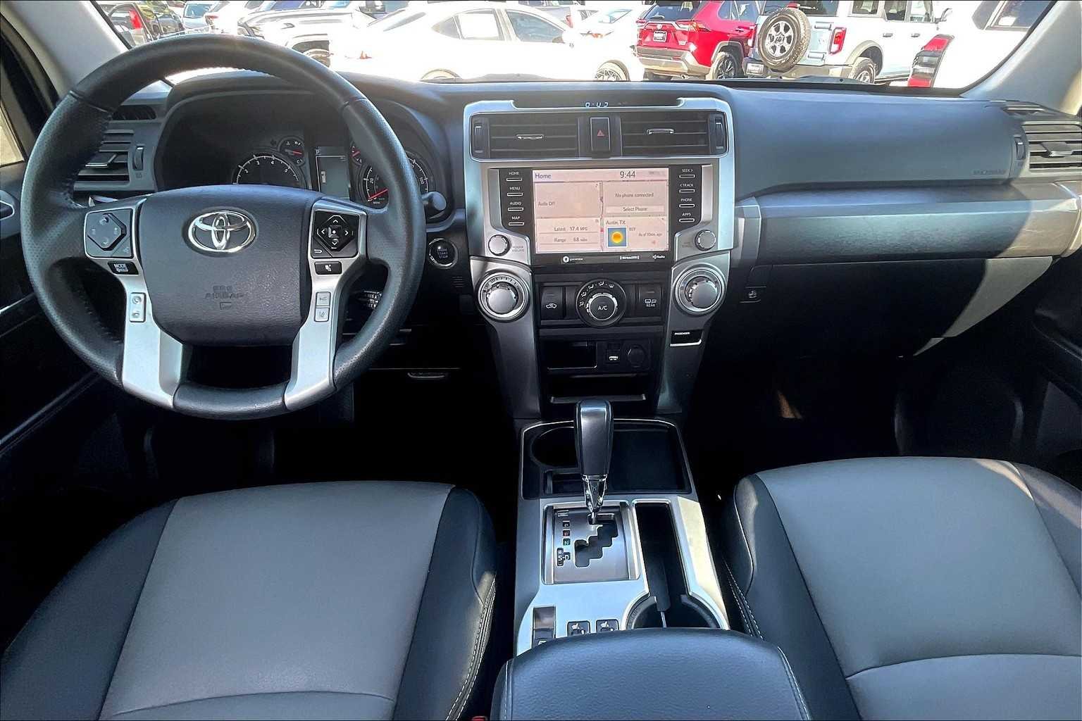 Used 2020 Super White Toyota SR5 image 14