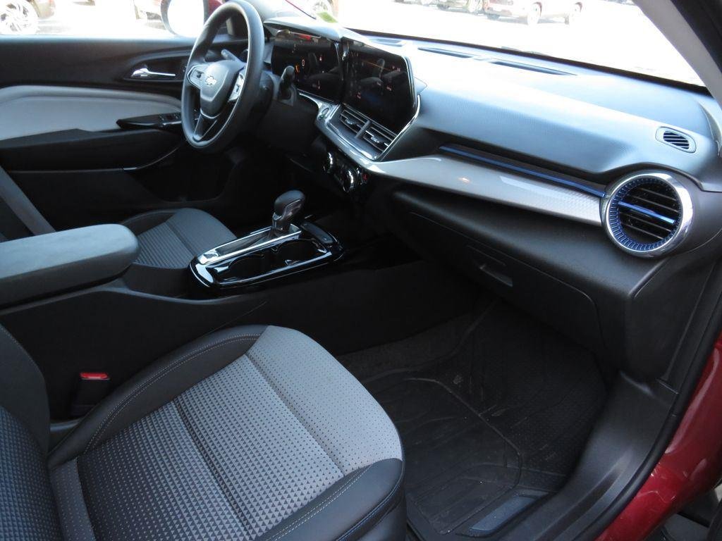 Used 2024 Crimson Chevrolet LT image 23